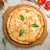 21. Pizza margherita